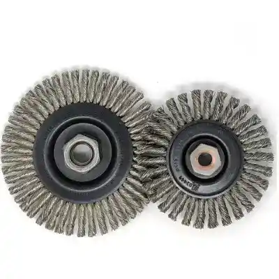 4 Knot & Crimped Wire Wheel, Wire: .020, Arbor: 5/8"-11, Material: 302 Stainless Steel Stringer Bead / Pipeline